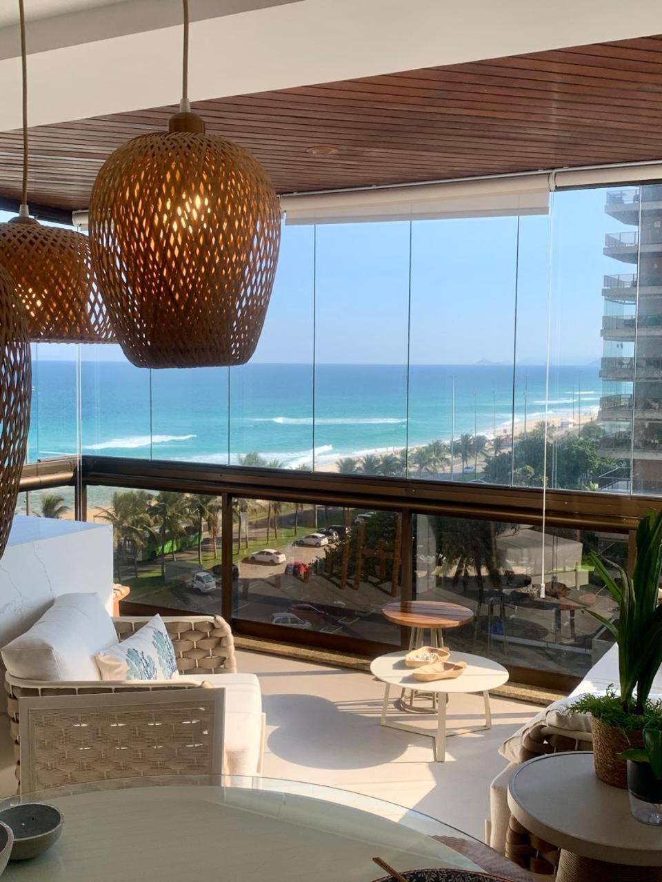 Lindo Apto No Melhor Lugar Da Barra Da Tijuca! Com Uma Vista De Tirar O Folego, Frente Para O Mar! Totalmente Equipado E Decorado Ao Lado Dos Melhores Hoteis E Quiosques Da Barra! Portaria 24H, Piscina, Sauna, Jacuzzi, Academia, Garagem, Wi-Fi, Lavan Rio de Janeiro Buitenkant foto