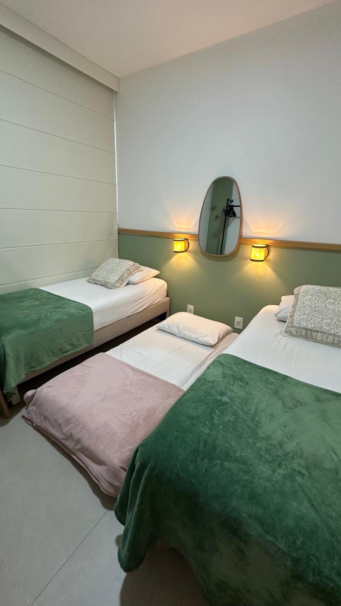 Lindo Apto No Melhor Lugar Da Barra Da Tijuca! Com Uma Vista De Tirar O Folego, Frente Para O Mar! Totalmente Equipado E Decorado Ao Lado Dos Melhores Hoteis E Quiosques Da Barra! Portaria 24H, Piscina, Sauna, Jacuzzi, Academia, Garagem, Wi-Fi, Lavan Rio de Janeiro Buitenkant foto