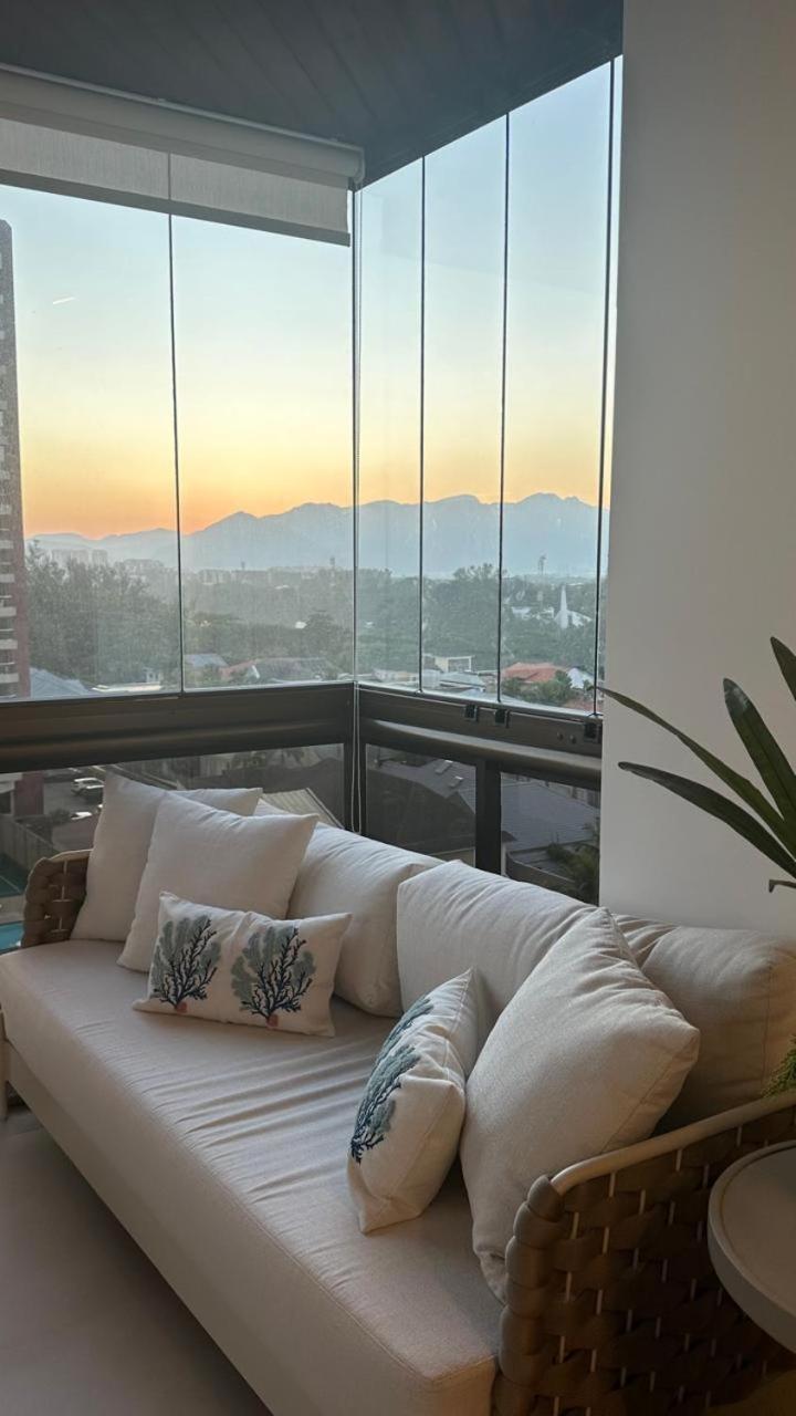 Lindo Apto No Melhor Lugar Da Barra Da Tijuca! Com Uma Vista De Tirar O Folego, Frente Para O Mar! Totalmente Equipado E Decorado Ao Lado Dos Melhores Hoteis E Quiosques Da Barra! Portaria 24H, Piscina, Sauna, Jacuzzi, Academia, Garagem, Wi-Fi, Lavan Rio de Janeiro Buitenkant foto