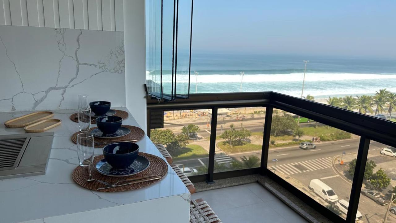 Lindo Apto No Melhor Lugar Da Barra Da Tijuca! Com Uma Vista De Tirar O Folego, Frente Para O Mar! Totalmente Equipado E Decorado Ao Lado Dos Melhores Hoteis E Quiosques Da Barra! Portaria 24H, Piscina, Sauna, Jacuzzi, Academia, Garagem, Wi-Fi, Lavan Rio de Janeiro Buitenkant foto