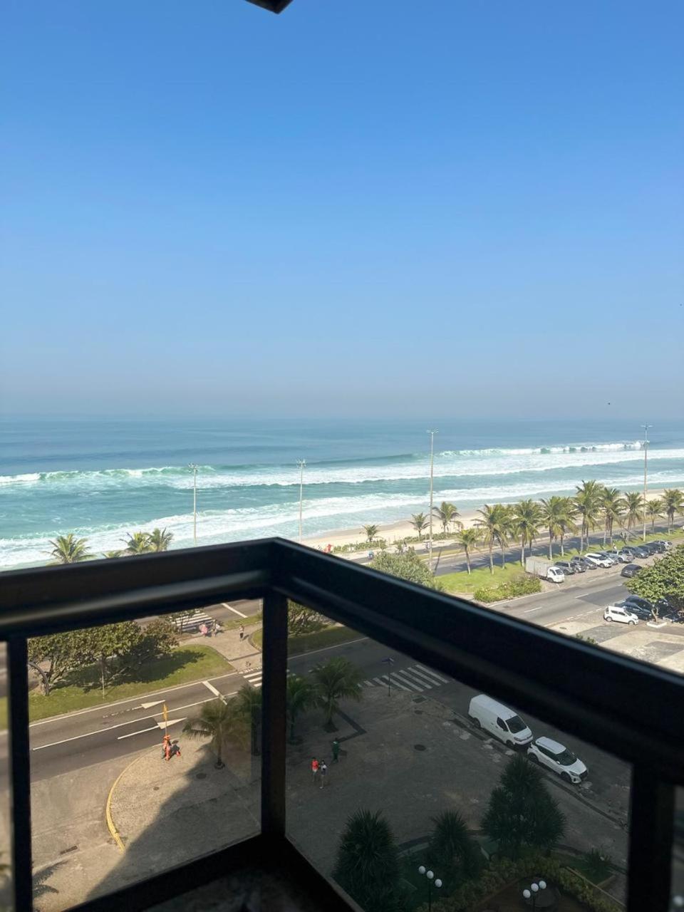 Lindo Apto No Melhor Lugar Da Barra Da Tijuca! Com Uma Vista De Tirar O Folego, Frente Para O Mar! Totalmente Equipado E Decorado Ao Lado Dos Melhores Hoteis E Quiosques Da Barra! Portaria 24H, Piscina, Sauna, Jacuzzi, Academia, Garagem, Wi-Fi, Lavan Rio de Janeiro Buitenkant foto