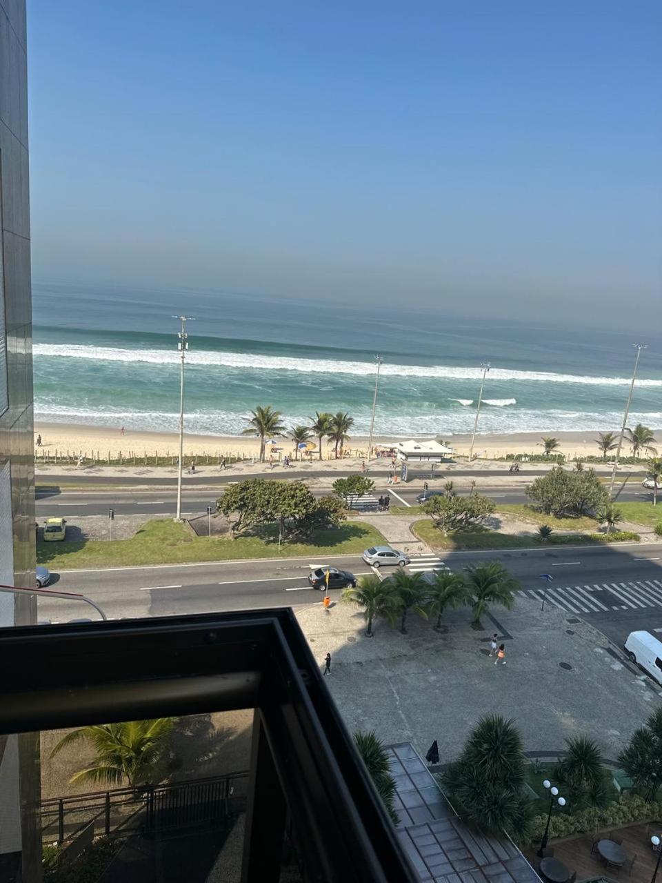 Lindo Apto No Melhor Lugar Da Barra Da Tijuca! Com Uma Vista De Tirar O Folego, Frente Para O Mar! Totalmente Equipado E Decorado Ao Lado Dos Melhores Hoteis E Quiosques Da Barra! Portaria 24H, Piscina, Sauna, Jacuzzi, Academia, Garagem, Wi-Fi, Lavan Rio de Janeiro Buitenkant foto